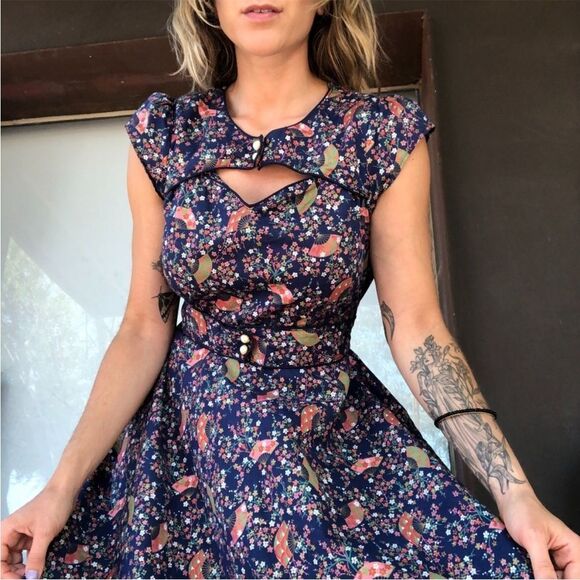 Trollied dolly small dress - Picture 3 of 14